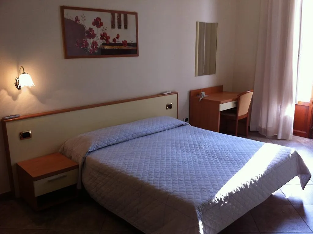 Hotel Beatrice Florence 3*,