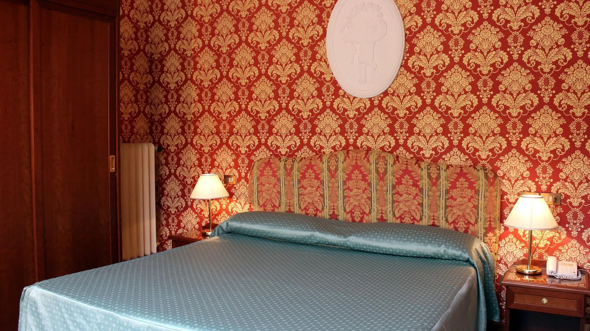 Hotel Beatrice Florence 3*,  Italy