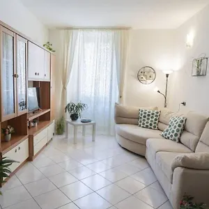 La Casa Di Anna , Como Italia