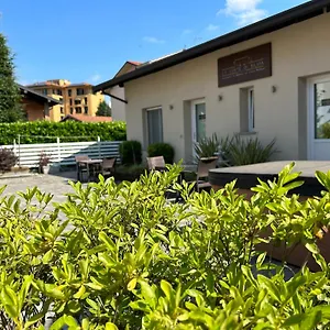  Apartment La Corte Di Silvia Italy