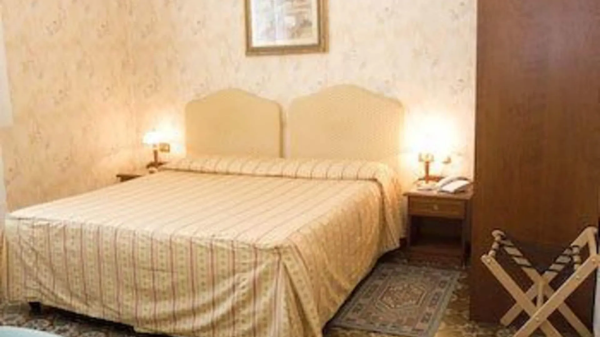 ***  Hotel Beatrice Firenze Italia