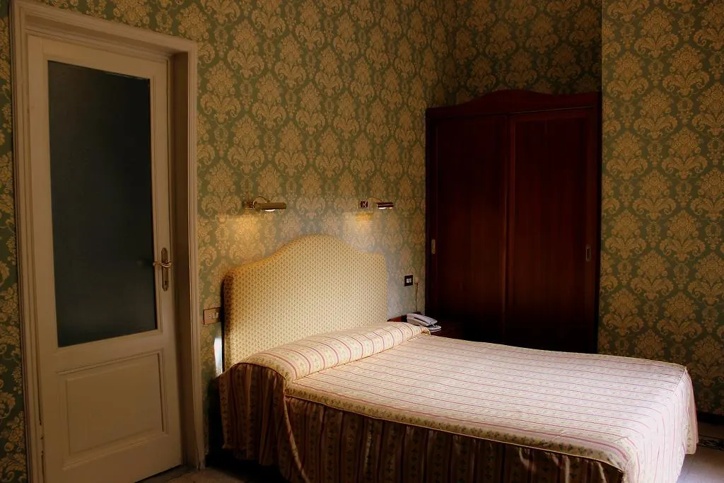 Hotel Beatrice Firenze 3*,