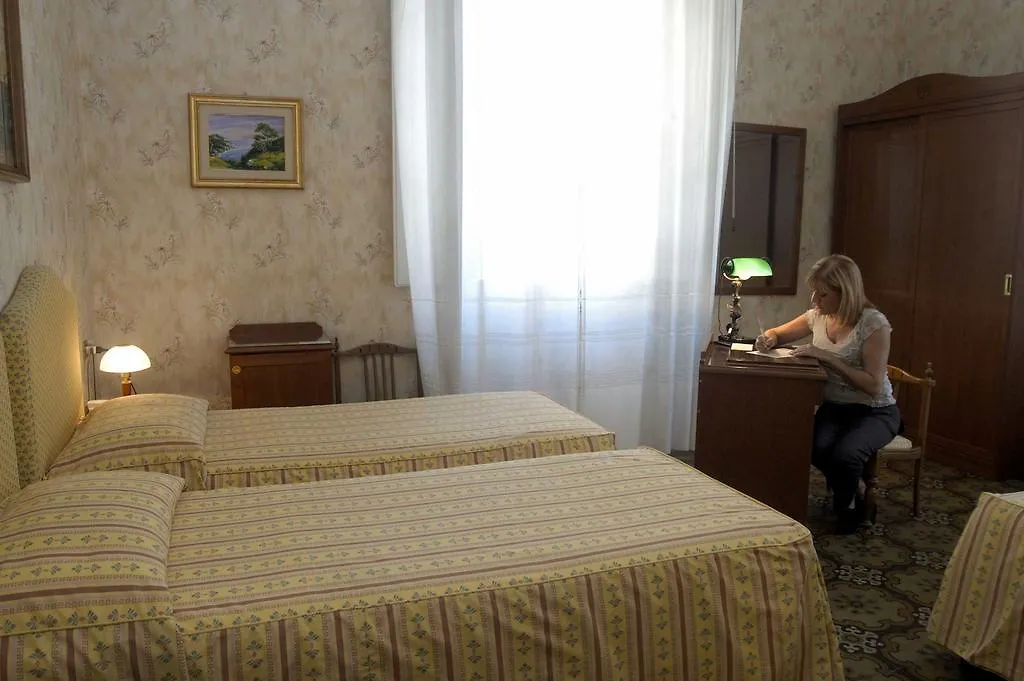 Hotel Beatrice Florens